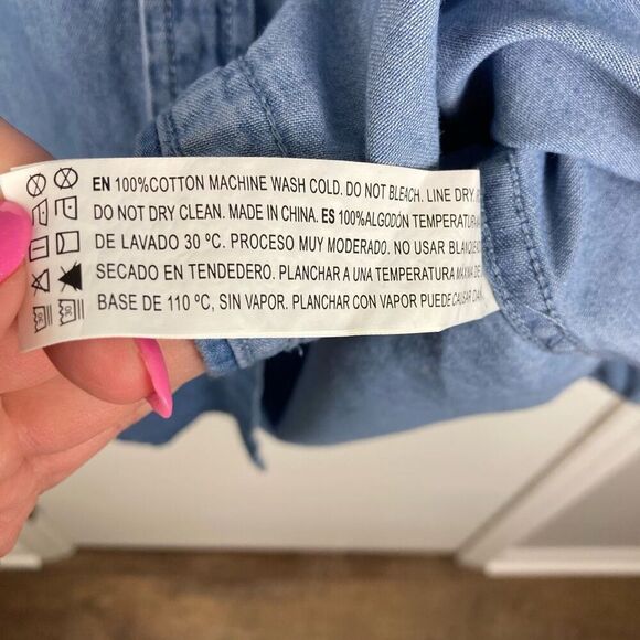 Forever 21 Men’s Blue Button Down Denim Shirt Long Sleeve‎ 100% Cotton sz S NWT - Picture 7 of 7